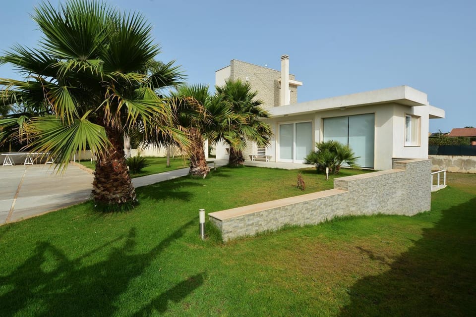 Property building, Garden