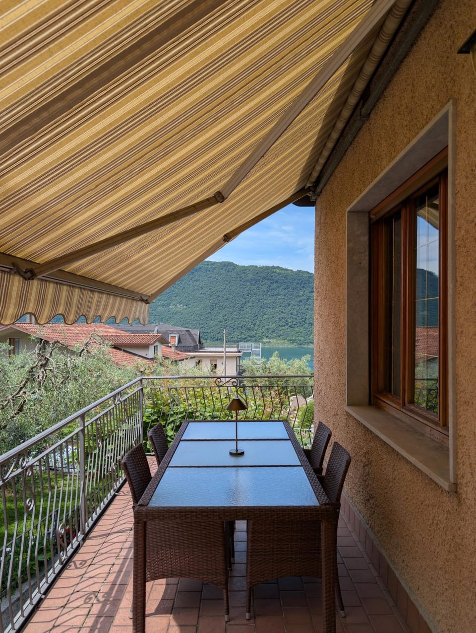 Patio, Day, Natural landscape, View (from property/room), View (from property/room), Balcony/Terrace, Balcony/Terrace, Dining area, Lake view, Lake view, Mountain view, Mountain view