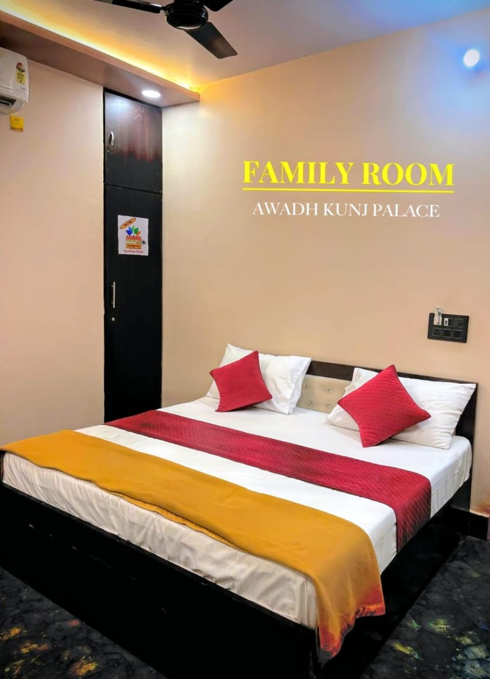 Photo of the whole room, Bedroom