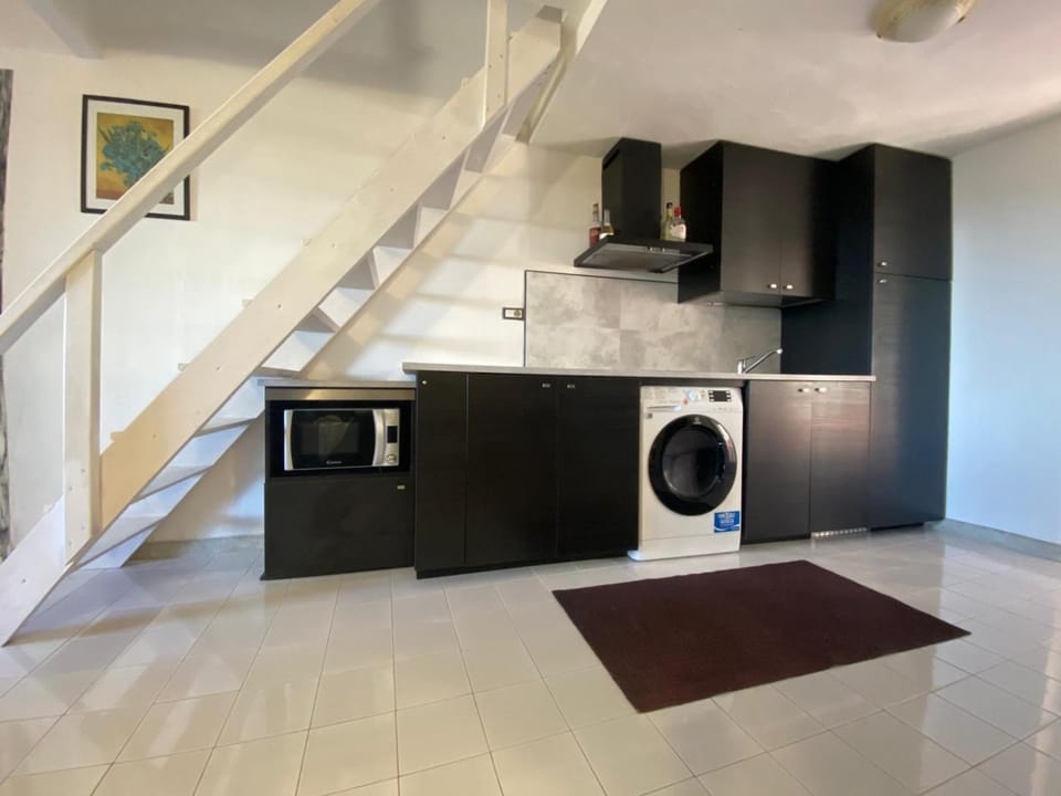 Kitchen or kitchenette, stove