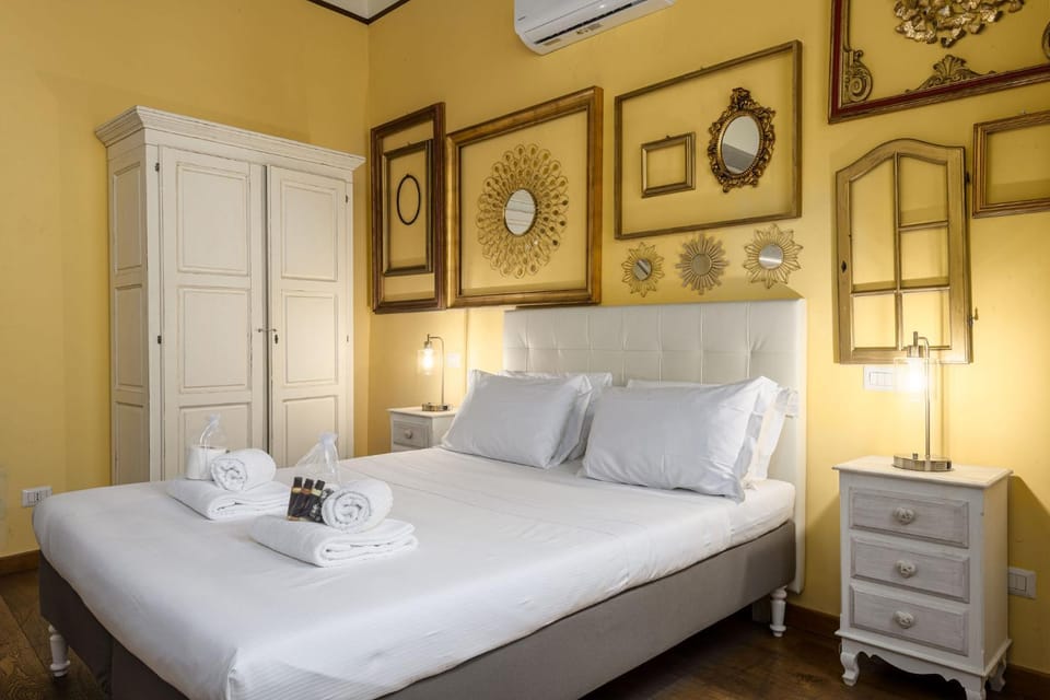 Bed, Photo of the whole room, Bedroom, towels, wardrobe, air conditioner
