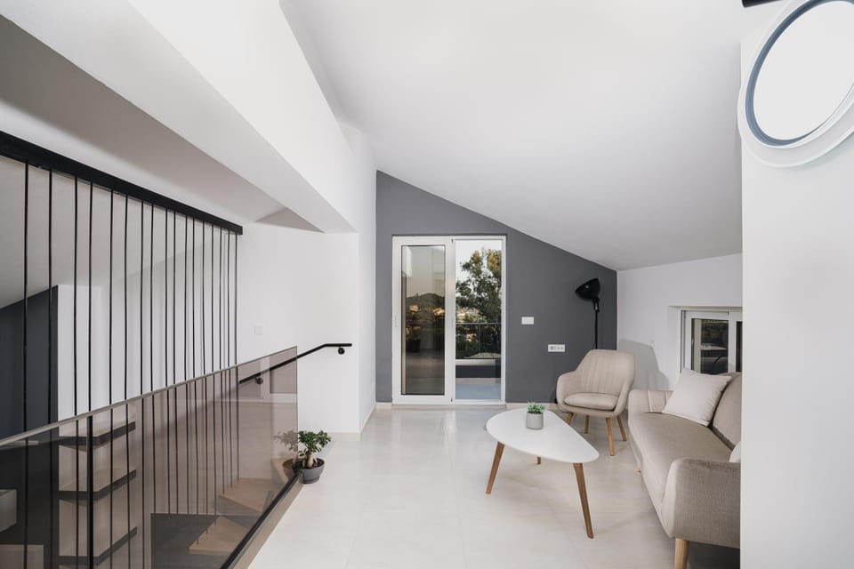 TV and multimedia, Living room, Seating area