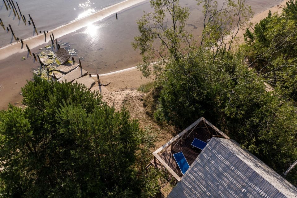 Viesu nams Melnsils Bed and Breakfast in Latvia