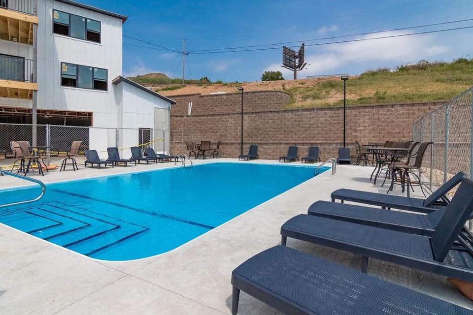 Lake Therapy 2 Bedroom House in Branson
