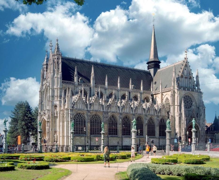 Superbe appartement au coeur du Sablon Apartment in Brussels