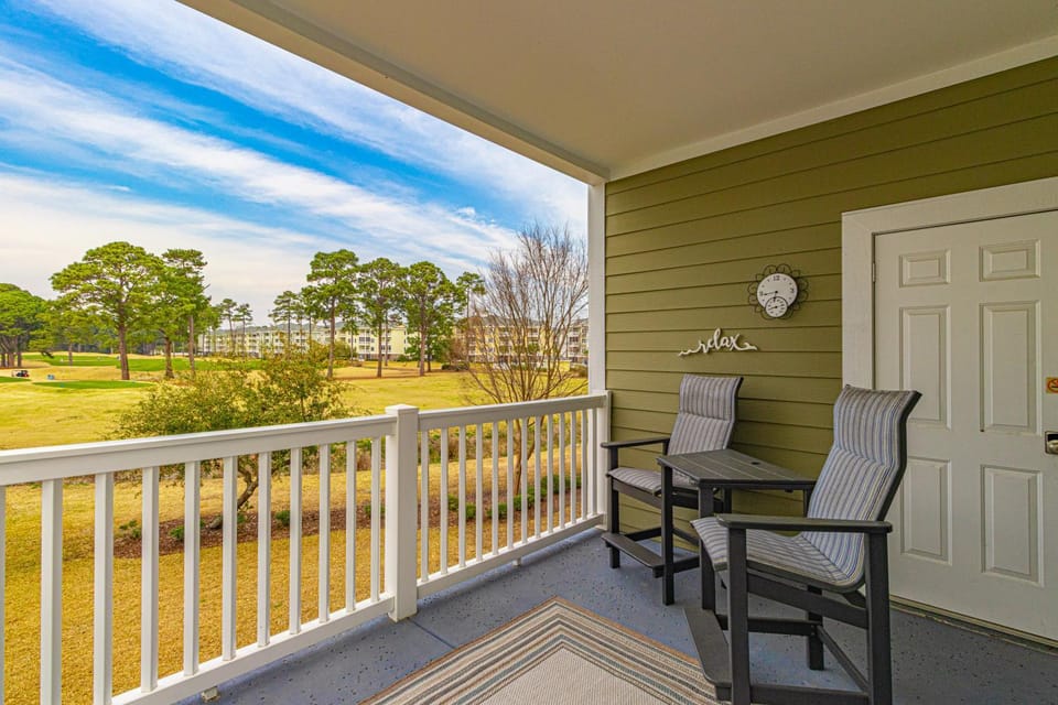 Updated 3 BR Condo-Golf Course Views! Magnolia Pointe 201 Apartment in Myrtle Beach