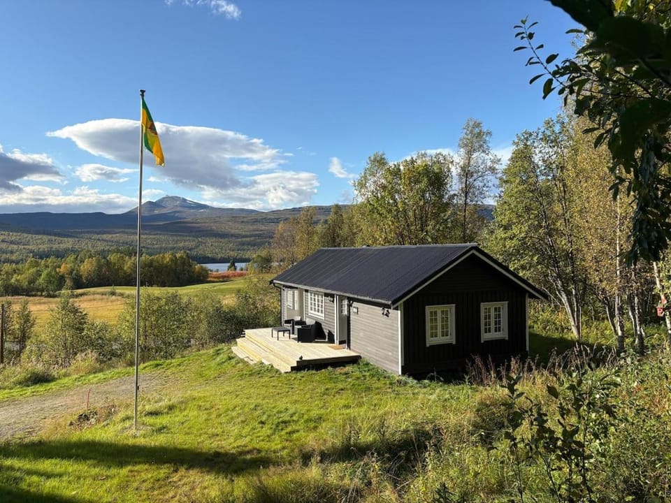 Modernized standalone cabin Sørreisa - Bardufoss Cabin in Troms Og Finnmark