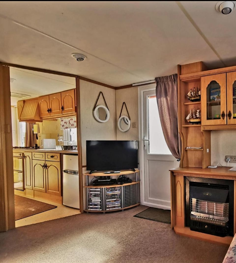 Plum 3 Coral Beach Ingoldmells Gated veranda with ramp Chalet in Ingoldmells