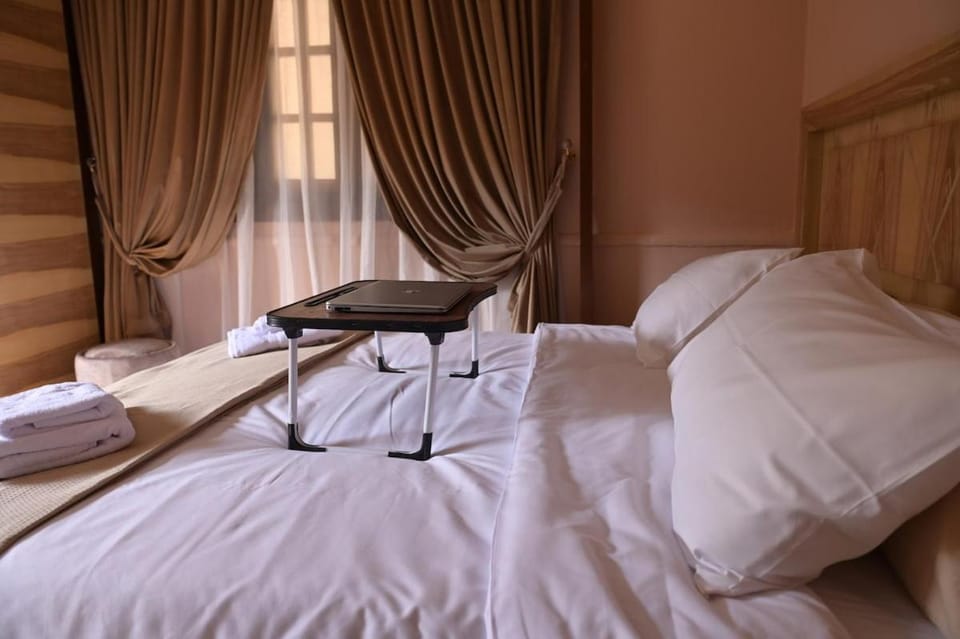 Belle Helen - Cozy Studio - Downtown Cairo Apartment in Cairo