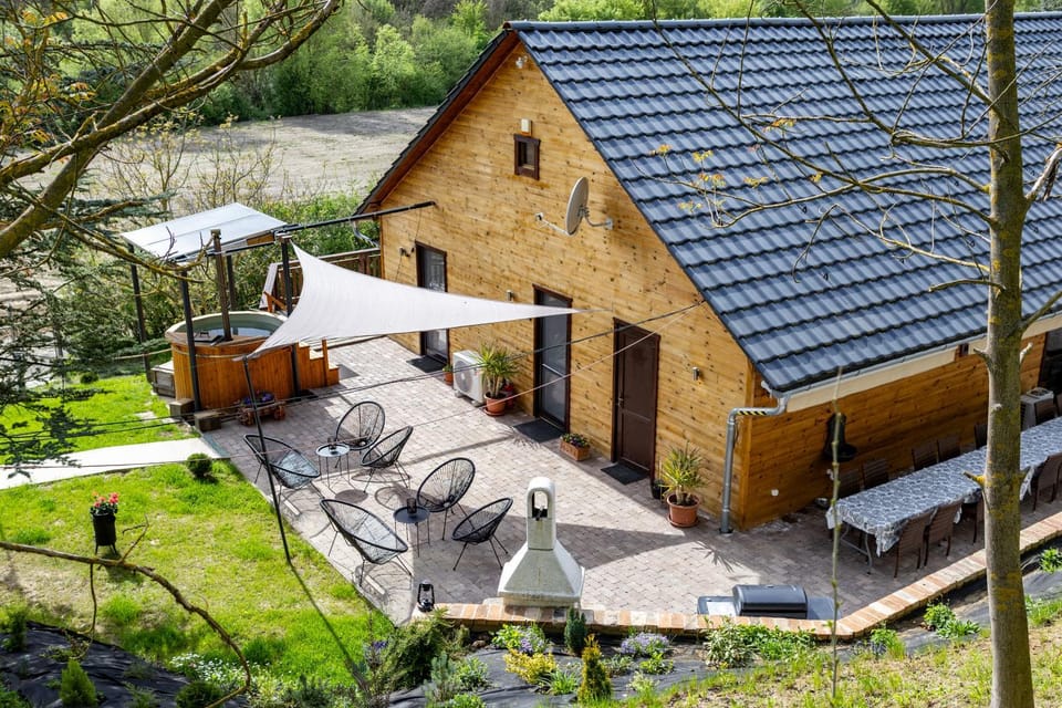 Property building, Natural landscape, Garden view