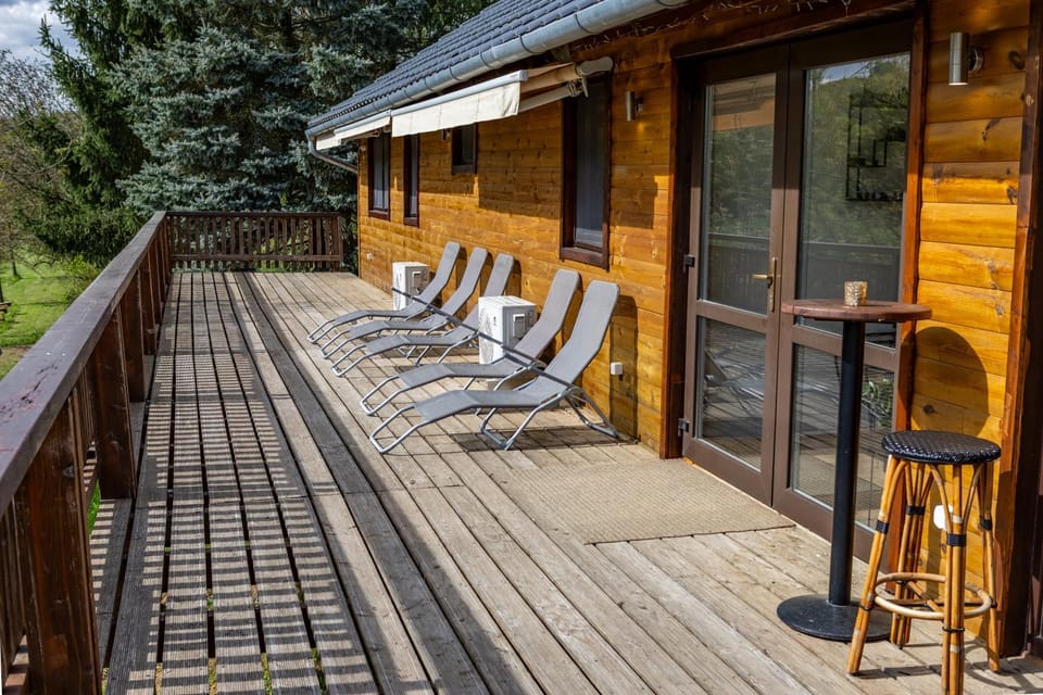 Patio, sunbed