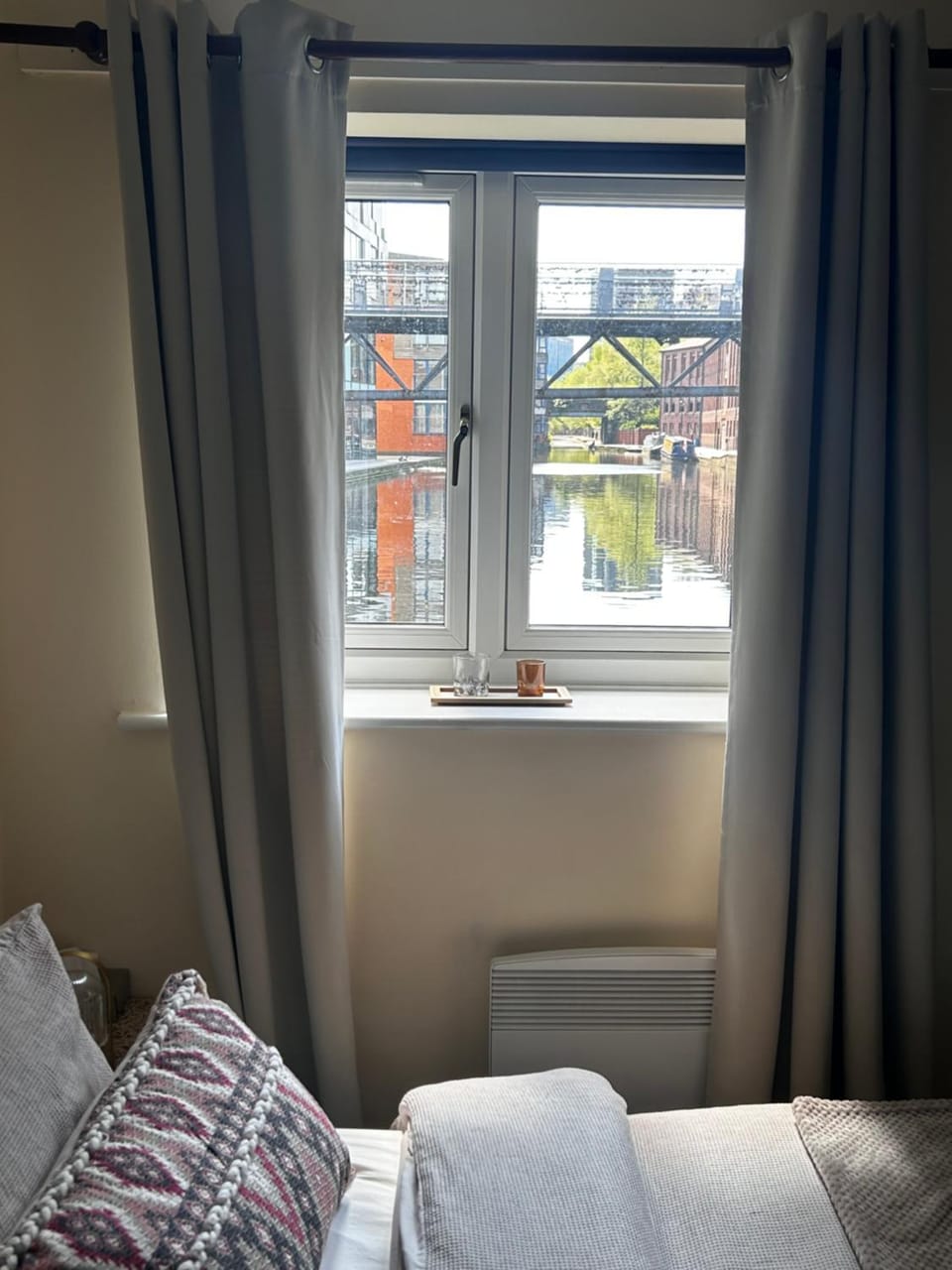 Casa Leila Waterfront Apartment Apartment in Birmingham
