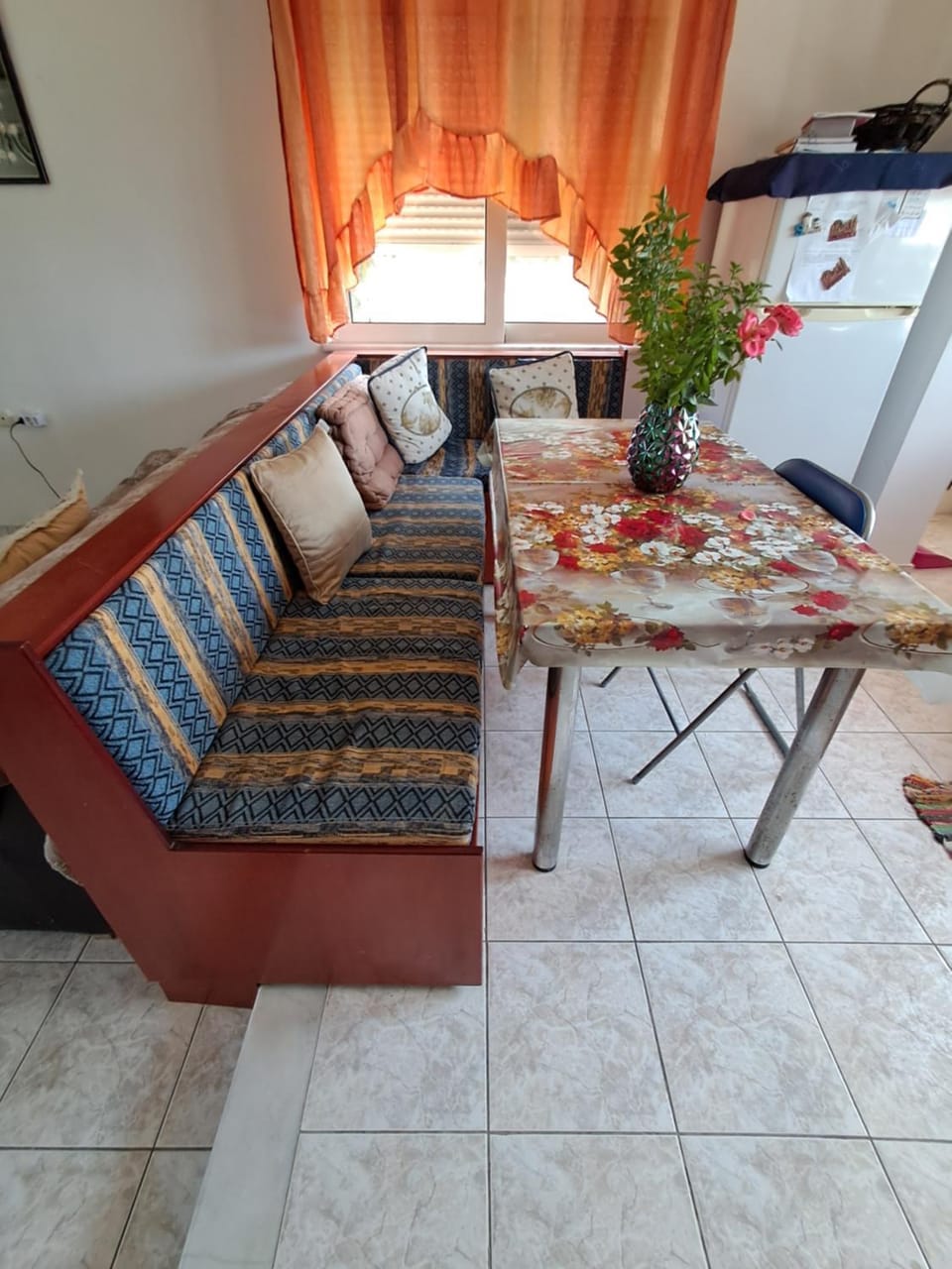 Kitchen or kitchenette, Kitchen or kitchenette, Dining area