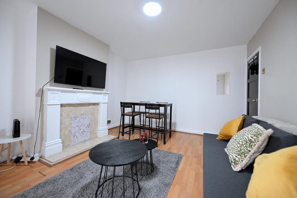 " Best Value private flat in Hoxton Shoreditch " Apartment in London Borough of Islington