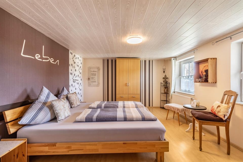 Living room, Bedroom