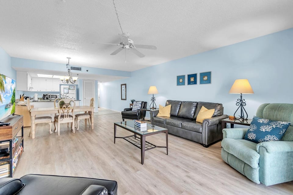 Sea Club #304 - Gone Coastal House in Indian Shores