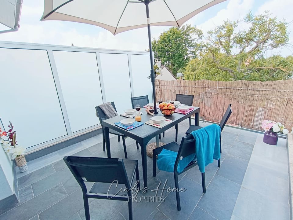 Patio, View (from property/room), Balcony/Terrace, Dining area