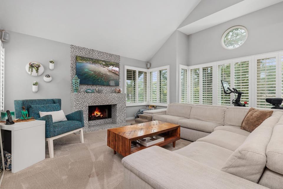 Breeze & Bridle - TC530J House in Solana Beach