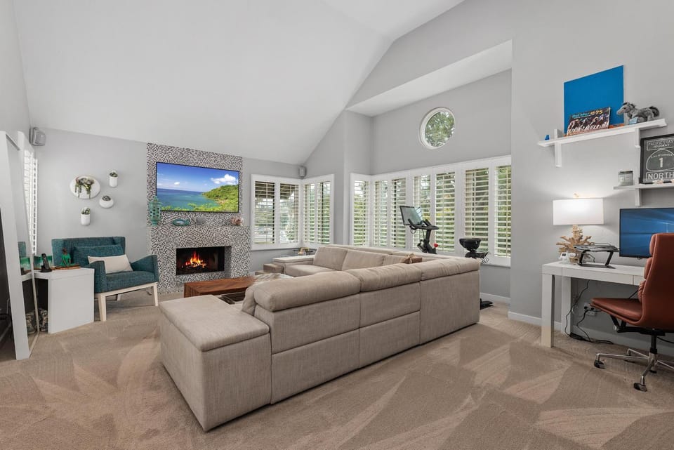 Breeze & Bridle - TC530J House in Solana Beach