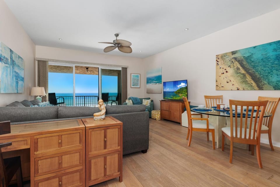 Coastal Heights - DMBC857C House in Solana Beach