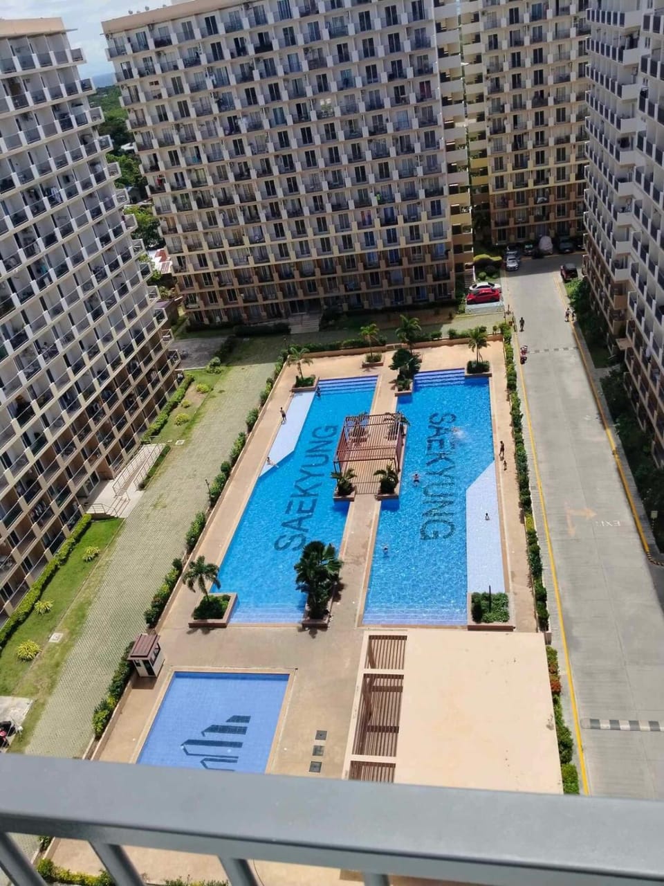 Swimming pool