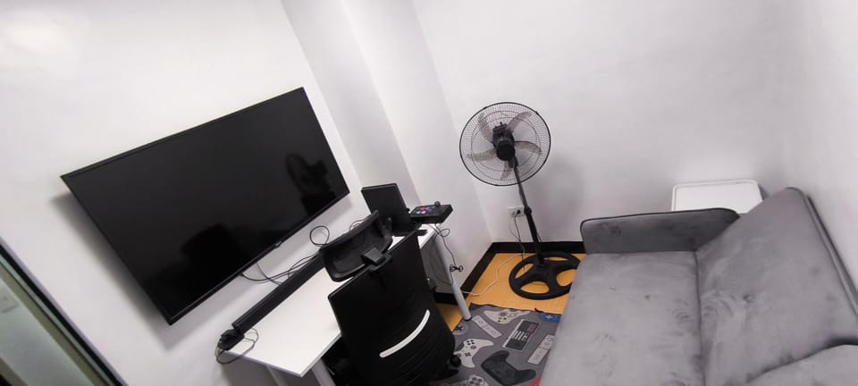 Communal lounge/ TV room, TV and multimedia