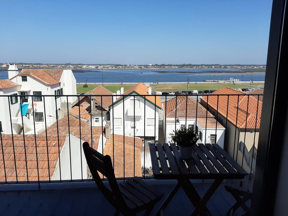 Balcony/Terrace, River view