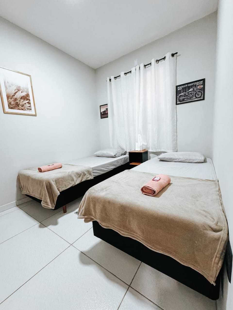 Apto em condomínio, vista lagoa Apartment in State of São Paulo