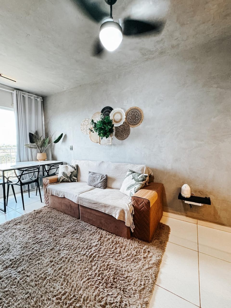 Apto em condomínio, vista lagoa Apartment in State of São Paulo
