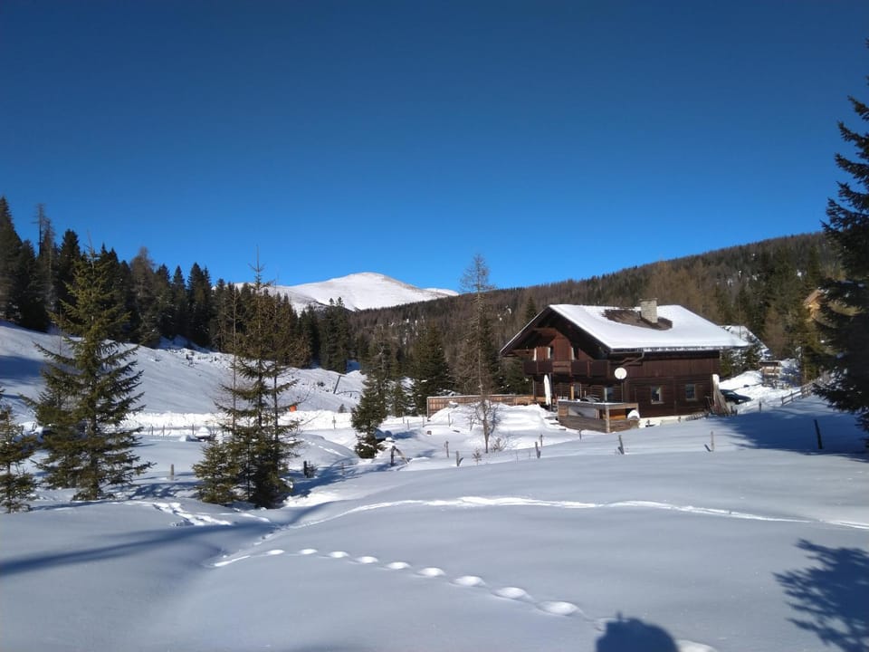Property building, Natural landscape, Winter, Mountain view