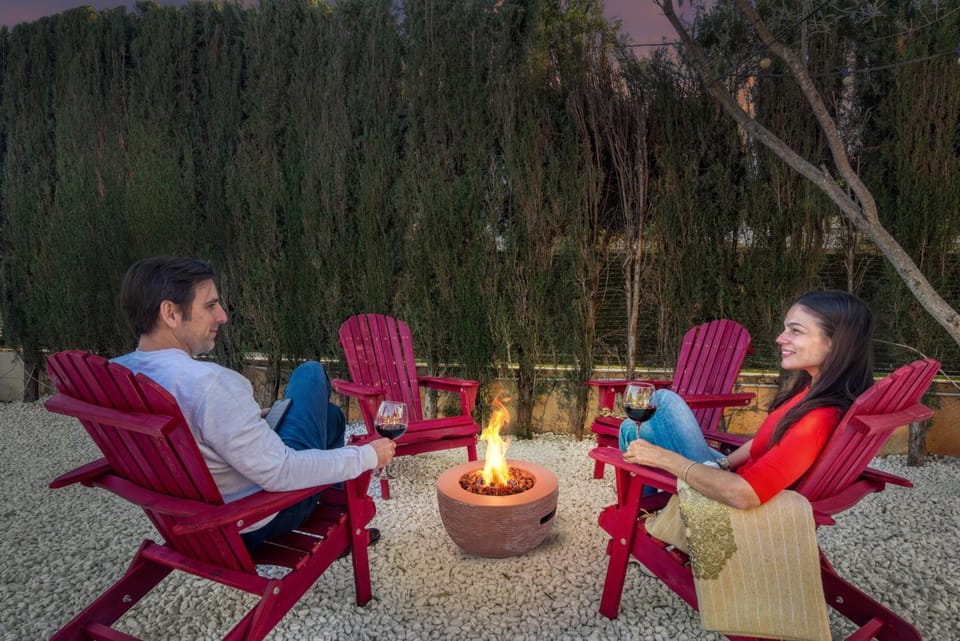 Night, People, Natural landscape, Food and drinks, Guests, Drinks, group of guests
