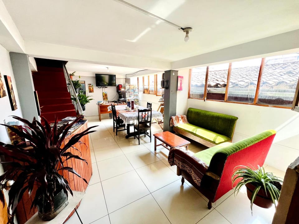 Communal lounge/ TV room, Seating area, Dining area
