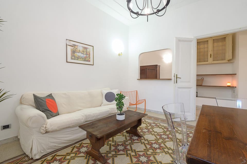 Living room, Seating area, Dining area, heating, heating, internet, internet, minibar