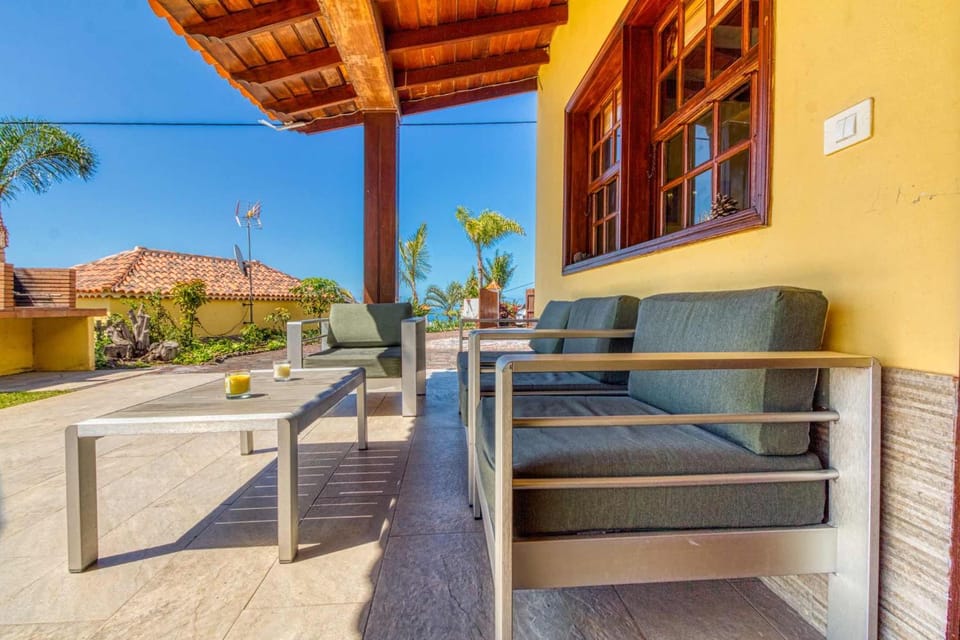 Balcony/Terrace, Seating area, Dining area