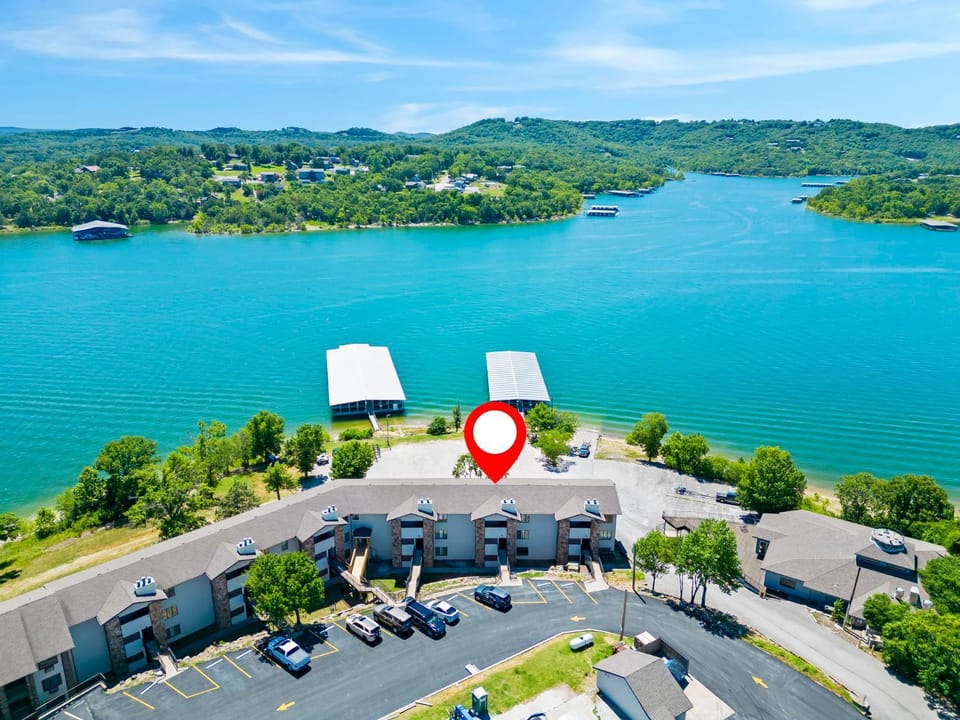 The Fishin Hole House in Kimberling City