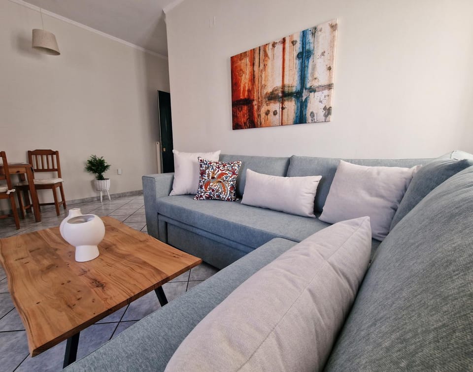 TV and multimedia, Seating area
