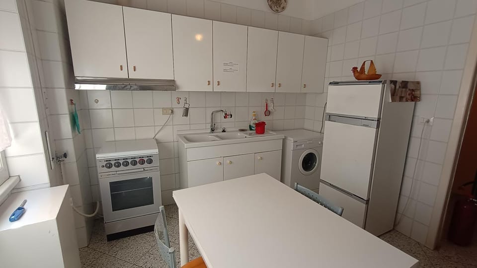 Salici Relax Room Bed and Breakfast in Rome
