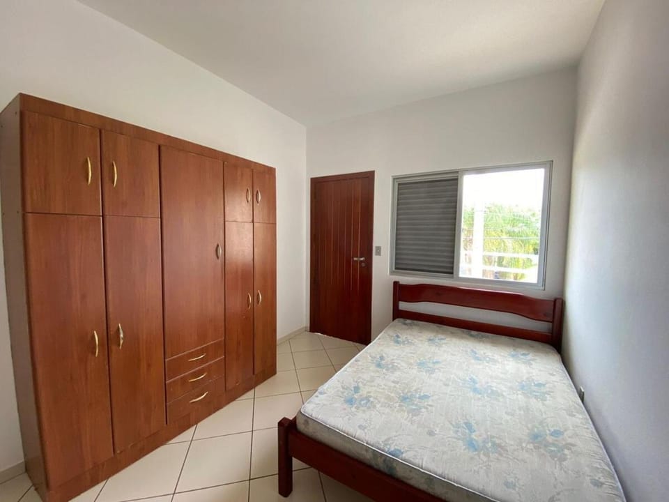 Apartamento amplo há 150 metros do mar - 0409 Apartment in Florianopolis