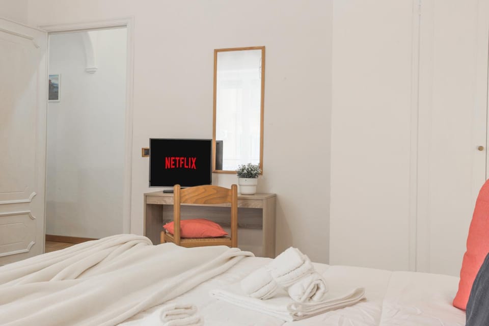 TV and multimedia, Bedroom