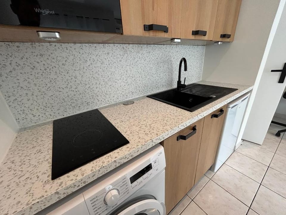 Kitchen or kitchenette, stove