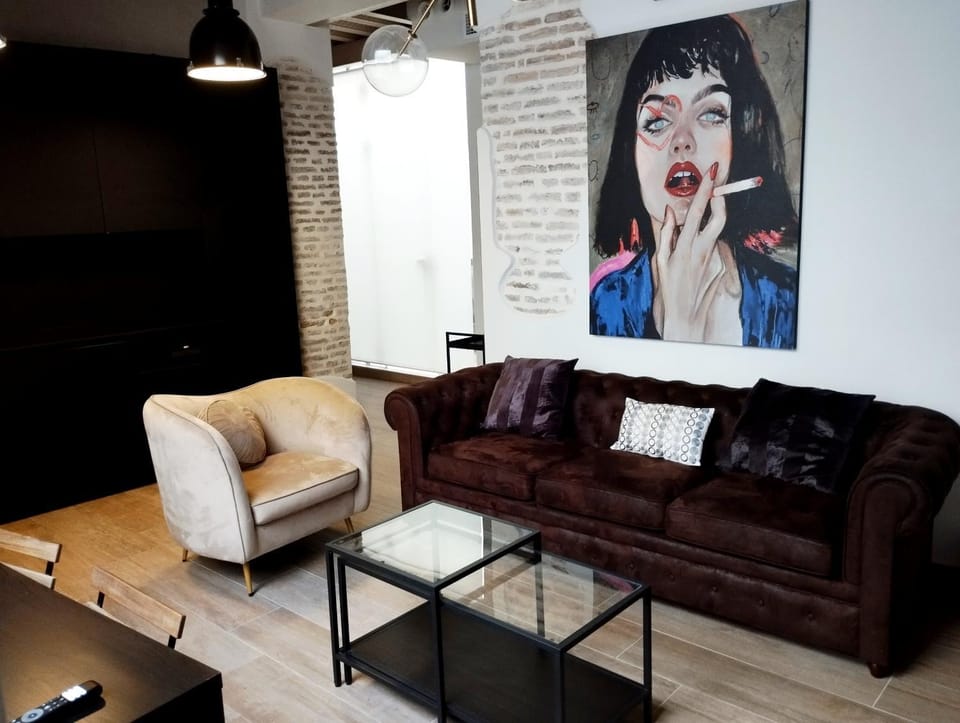 Living room, Seating area