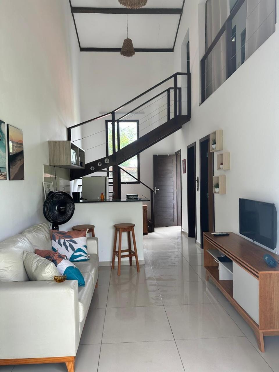 Communal lounge/ TV room, TV and multimedia, Living room