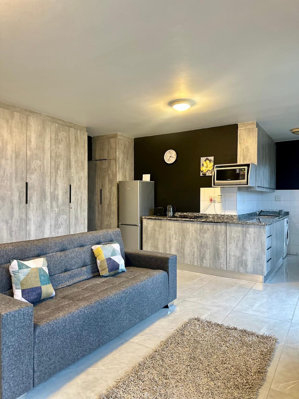 TV and multimedia, Kitchen or kitchenette, Living room