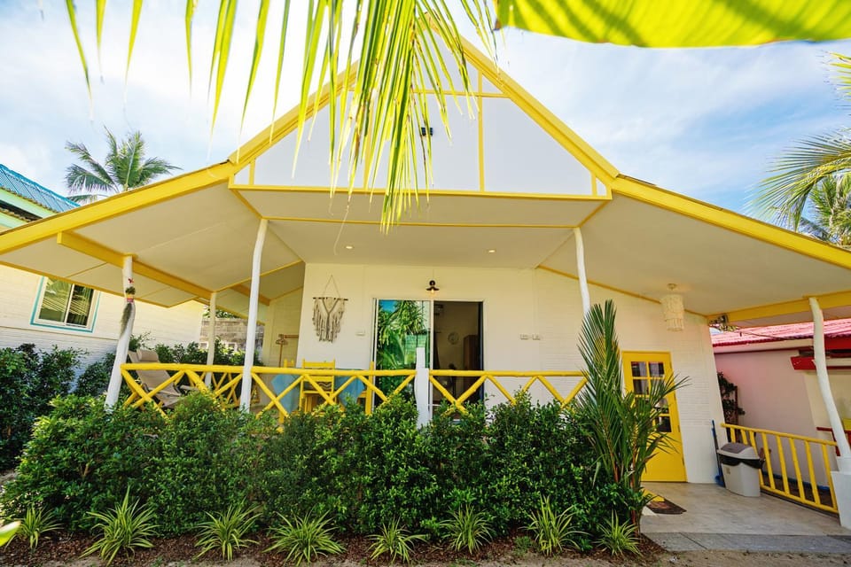 Property building, Garden, Garden view