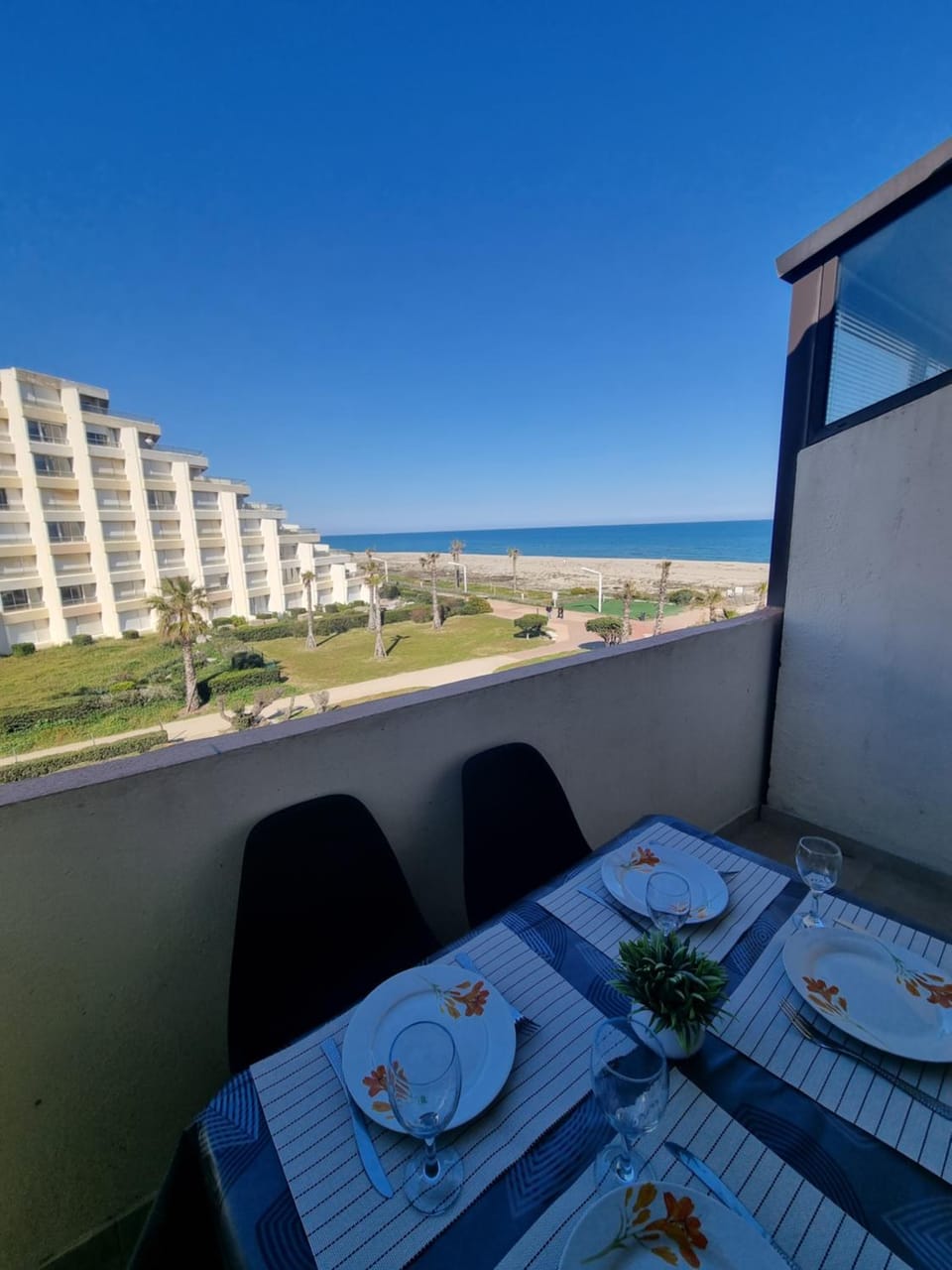 FRONT DE MER, CLIM, Vue magnifique, Appt 5 couchages, Secteur Lydia Grande Plage Apartment in Le Barcarès