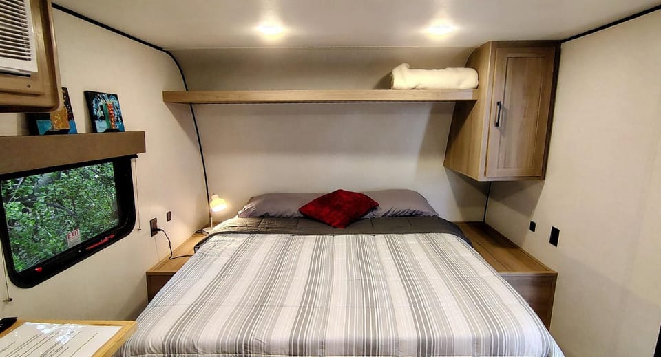 Bed, Bedroom, wardrobe