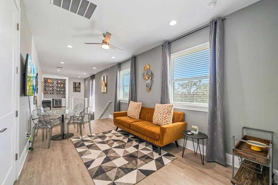 Fairway Prosperity House in Four Corners