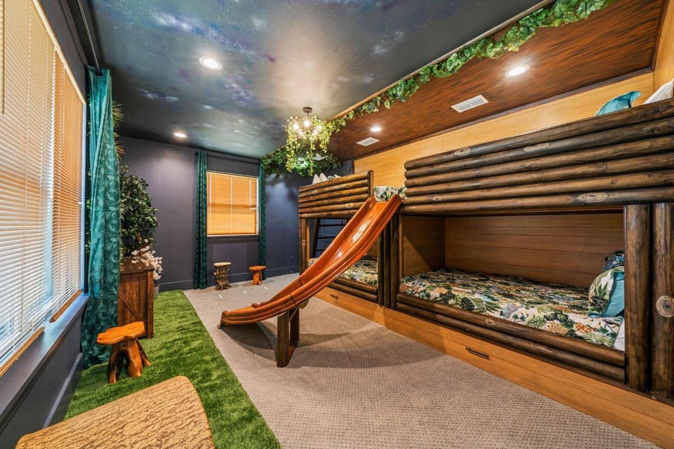 Fairway Prosperity House in Four Corners