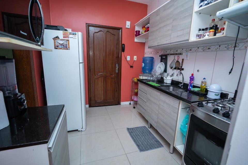 Kitchen or kitchenette, microwave, minibar, oven, stove, kitchen