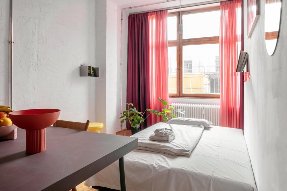 Flattering Suites Apartment hotel in Berlin